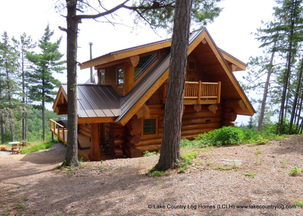 Western Red Cedar Log Cabin Home in Minnesota